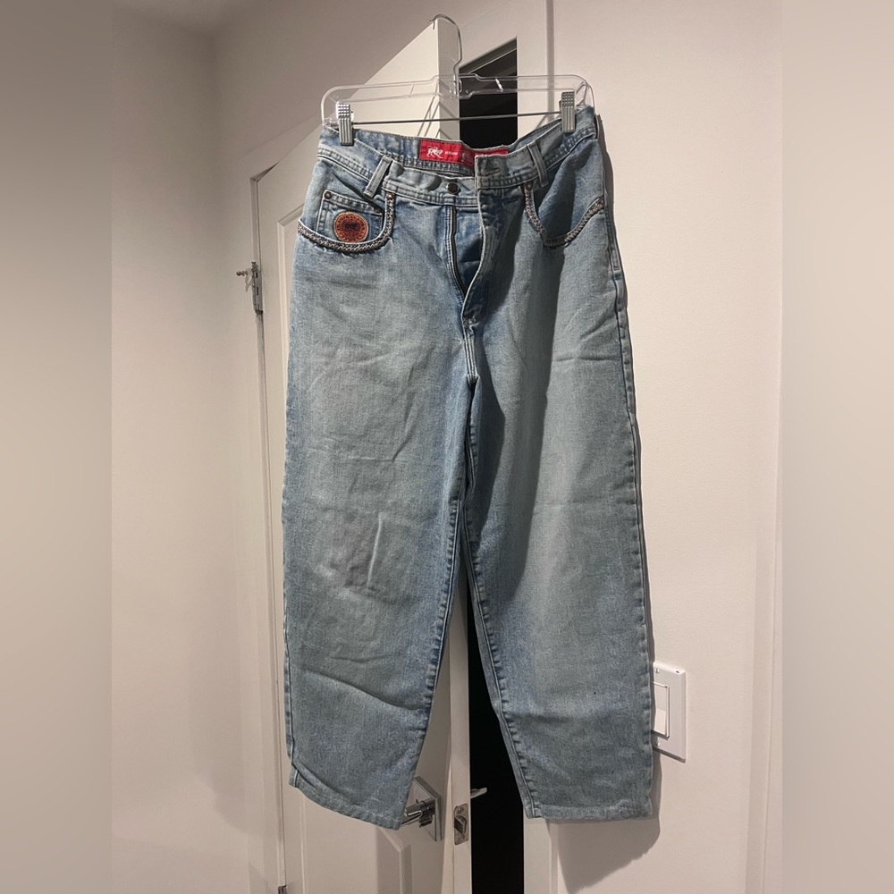 Parasuco light blue straight-leg cropped jeans with patch detail